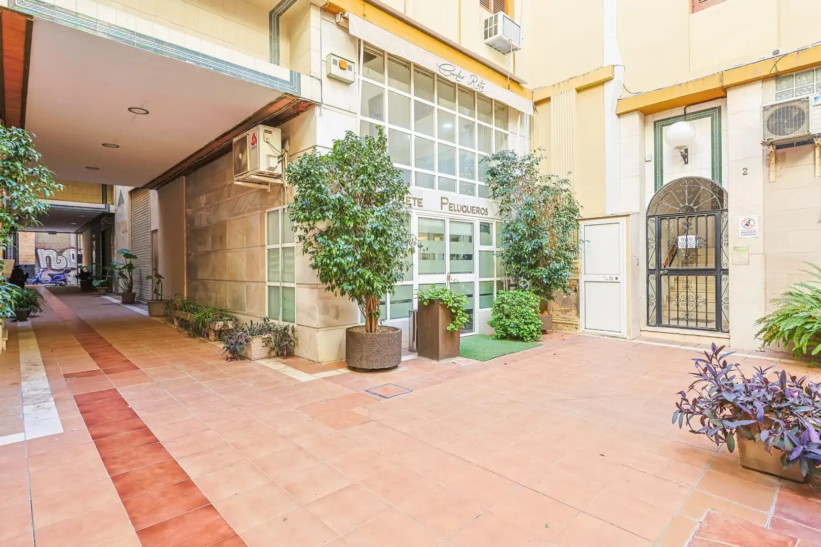 Vista exterior de Piso en venta en Sevilla