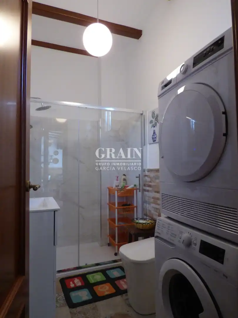 Bathroom of Houses for sale in Albacete  with Air Conditioner, Heating and Private garden