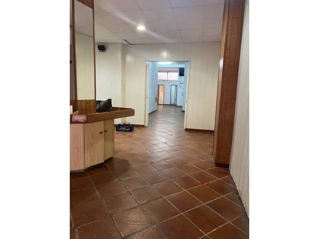 Local comercial en Alquiler en Cervantes en Centro - Casco antiguo