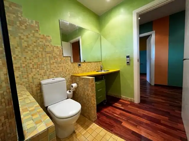 Baño de Casa o chalet en venta en Bescanó con Calefacción, Jardín privado y Parquet
