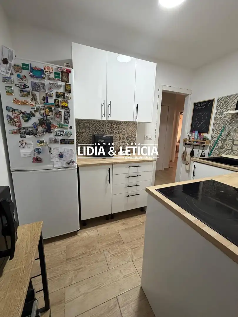 Cuina de Pis en venda en Alcalá de Guadaira amb Aire condicionat i Terrassa