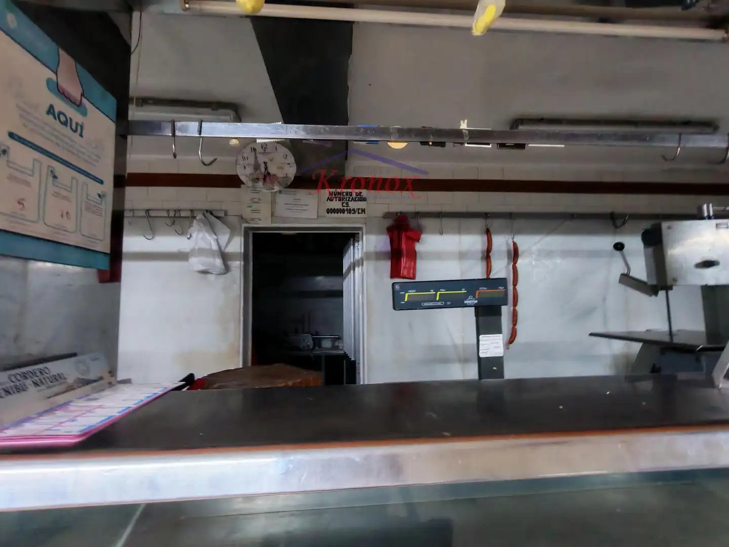 Local en venta en Madrid con Amueblado y Alarma