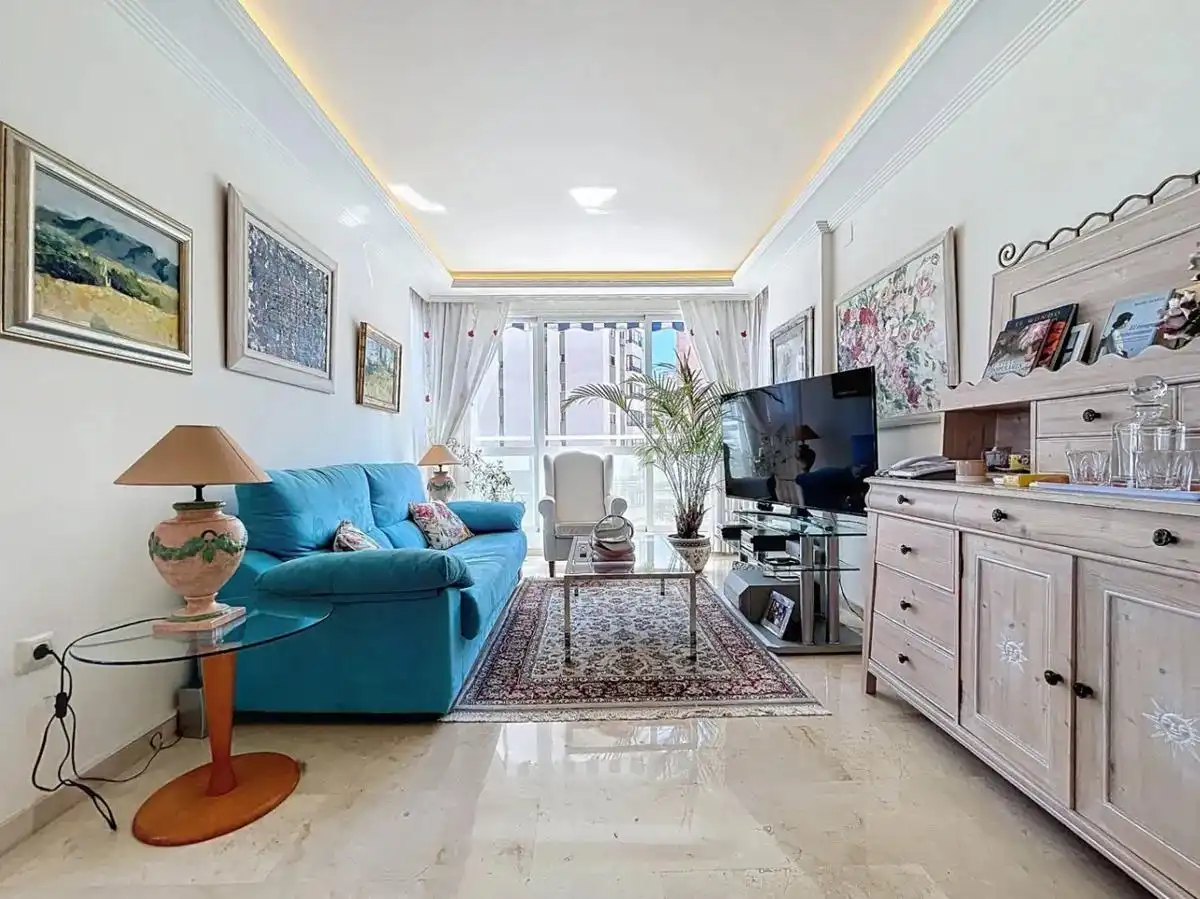 Sala de estar de Piso en venta en Benidorm con Aire acondicionado, Calefacción y Jardín privado