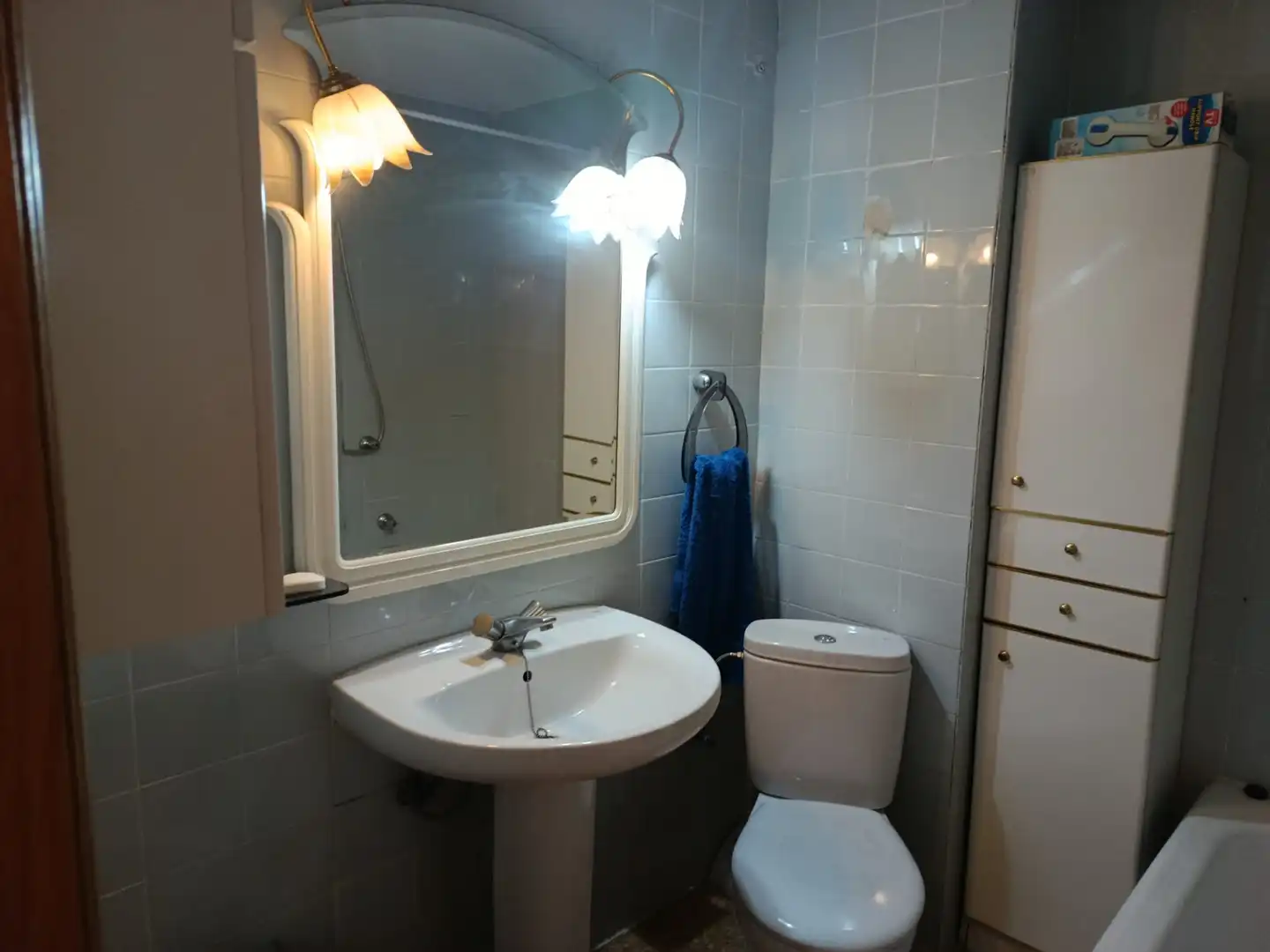 Baño de Piso en venta en Valencia con Aire acondicionado, Amueblado y Balcón