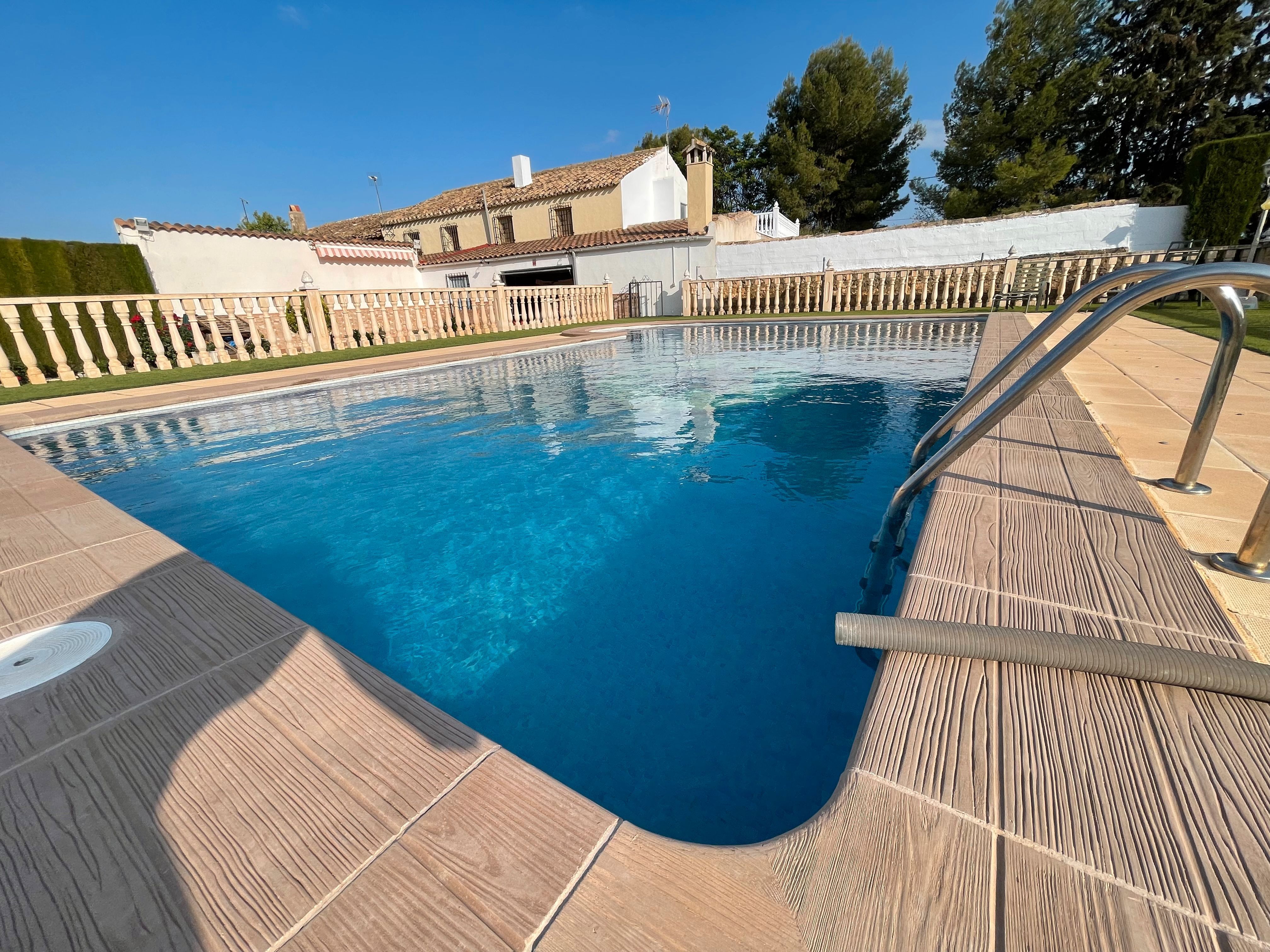 Swimming pool of House or chalet for sale in Caravaca de la Cruz  with Air Conditioner, Private garden and Terrace