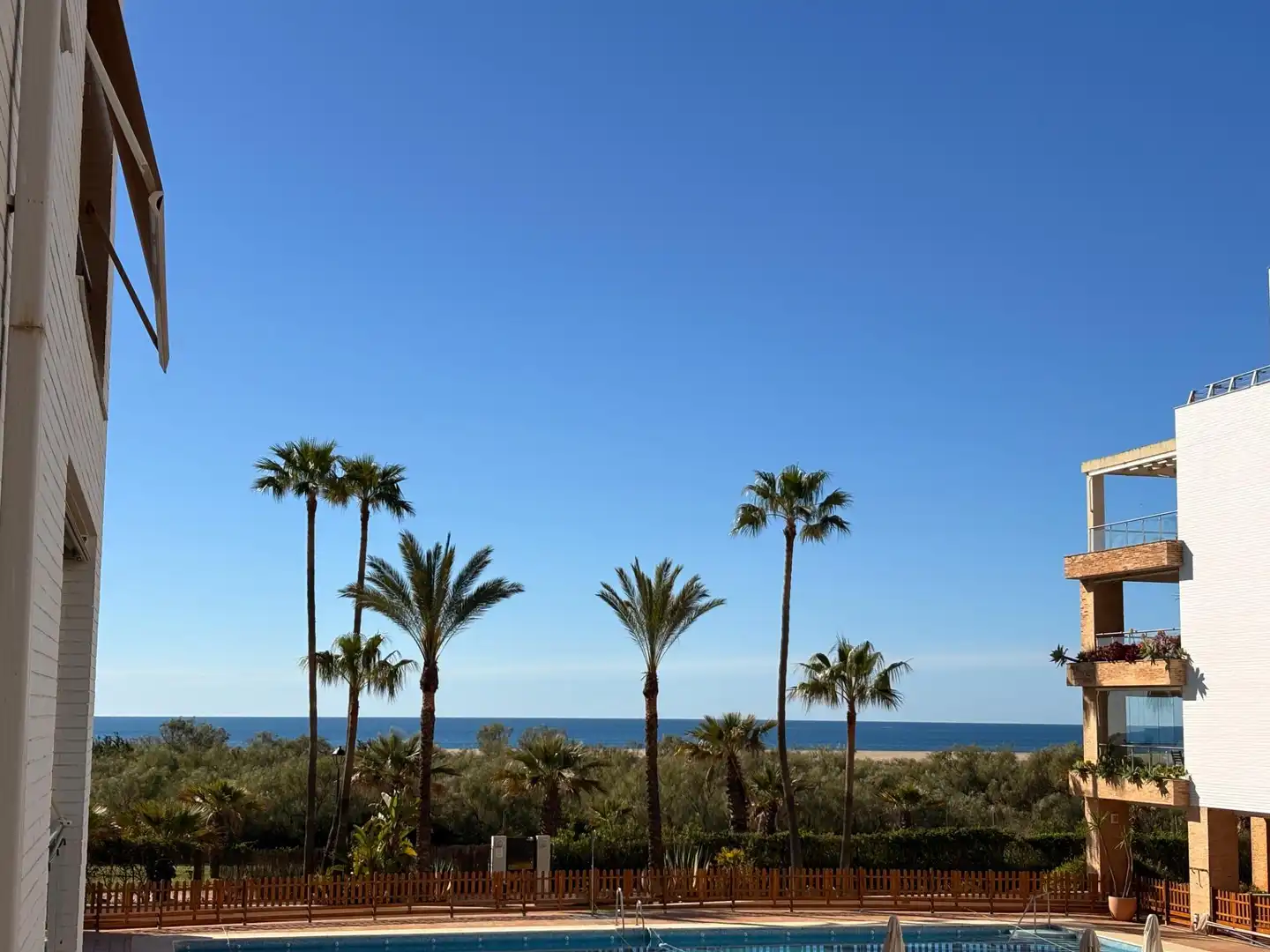 Vista exterior de Apartamento en venta en Ayamonte con Aire acondicionado, Terraza y Piscina comunitaria