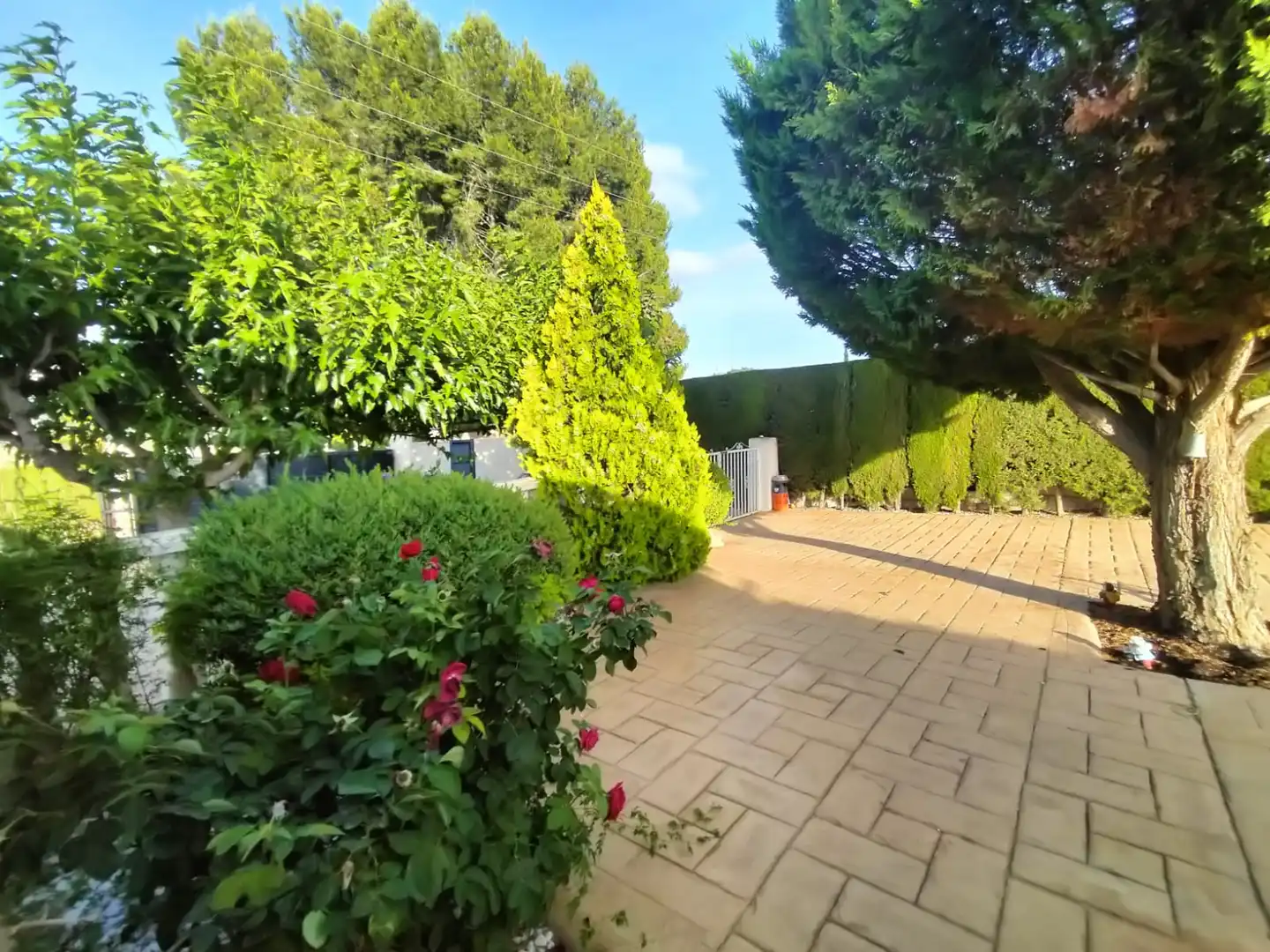 Garden of Houses for sale in Elda  with Air Conditioner, Heating and Private garden