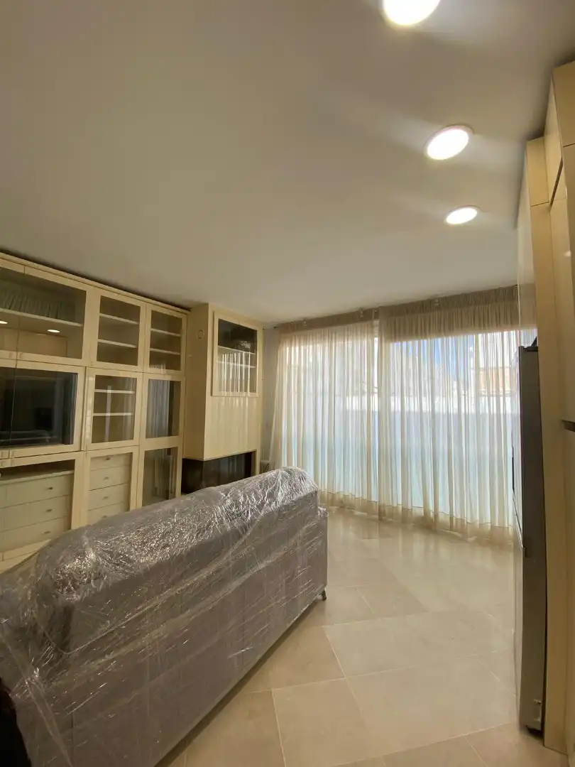 Habitación de Piso en venta en Sevilla con Aire acondicionado, Trastero y Amueblado