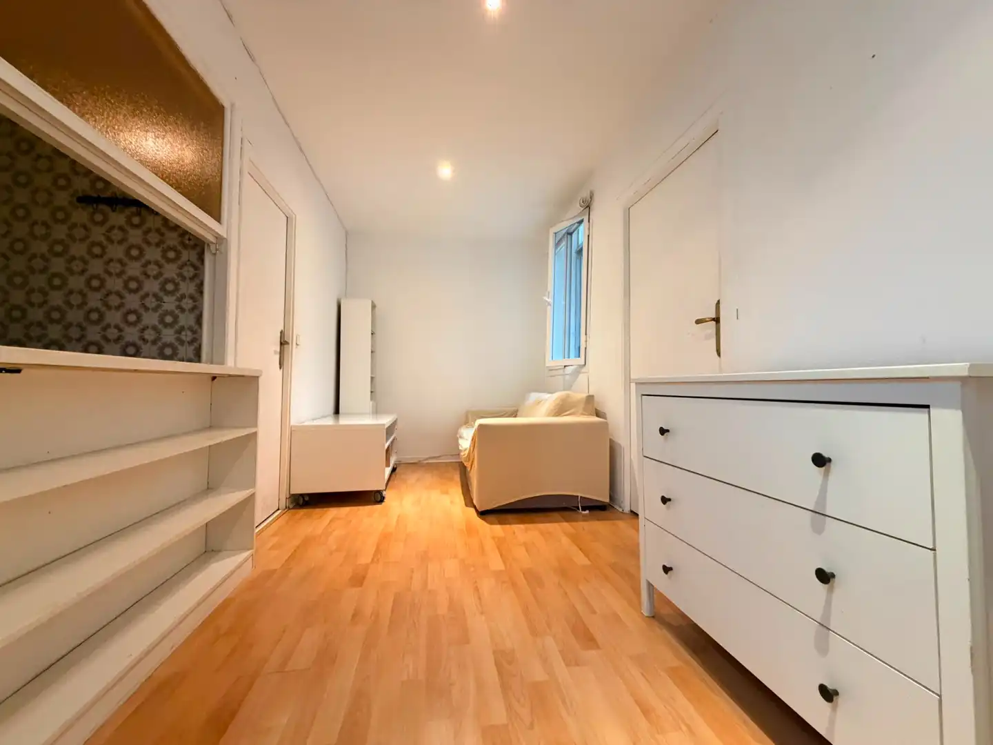 Habitación de Apartamento en venta en Madrid con Calefacción