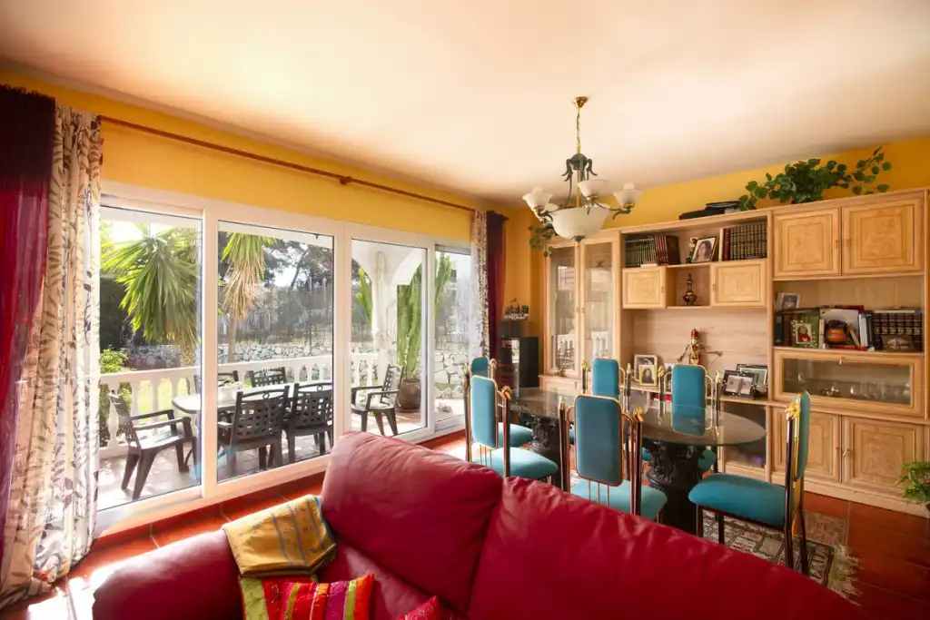 Chalet con piscina en venta en Las Chapas - El Rosario, imagen 2
