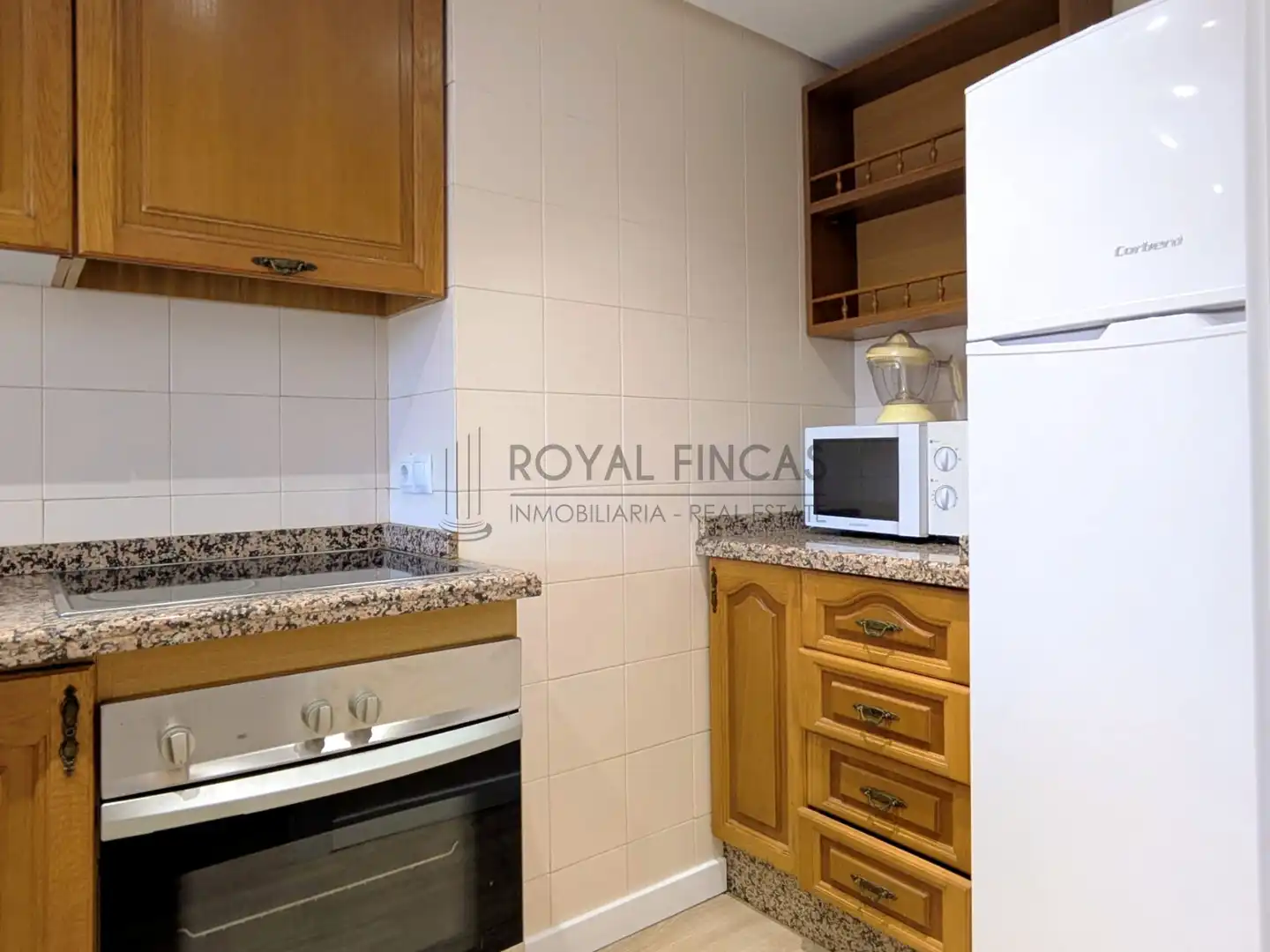 Cuina de Pis en venda en Benalmádena amb Terrassa, Moblat i Forn