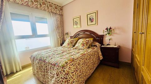Foto 3 de Piso en venta en Murtal, Playa Poniente, Benidorm