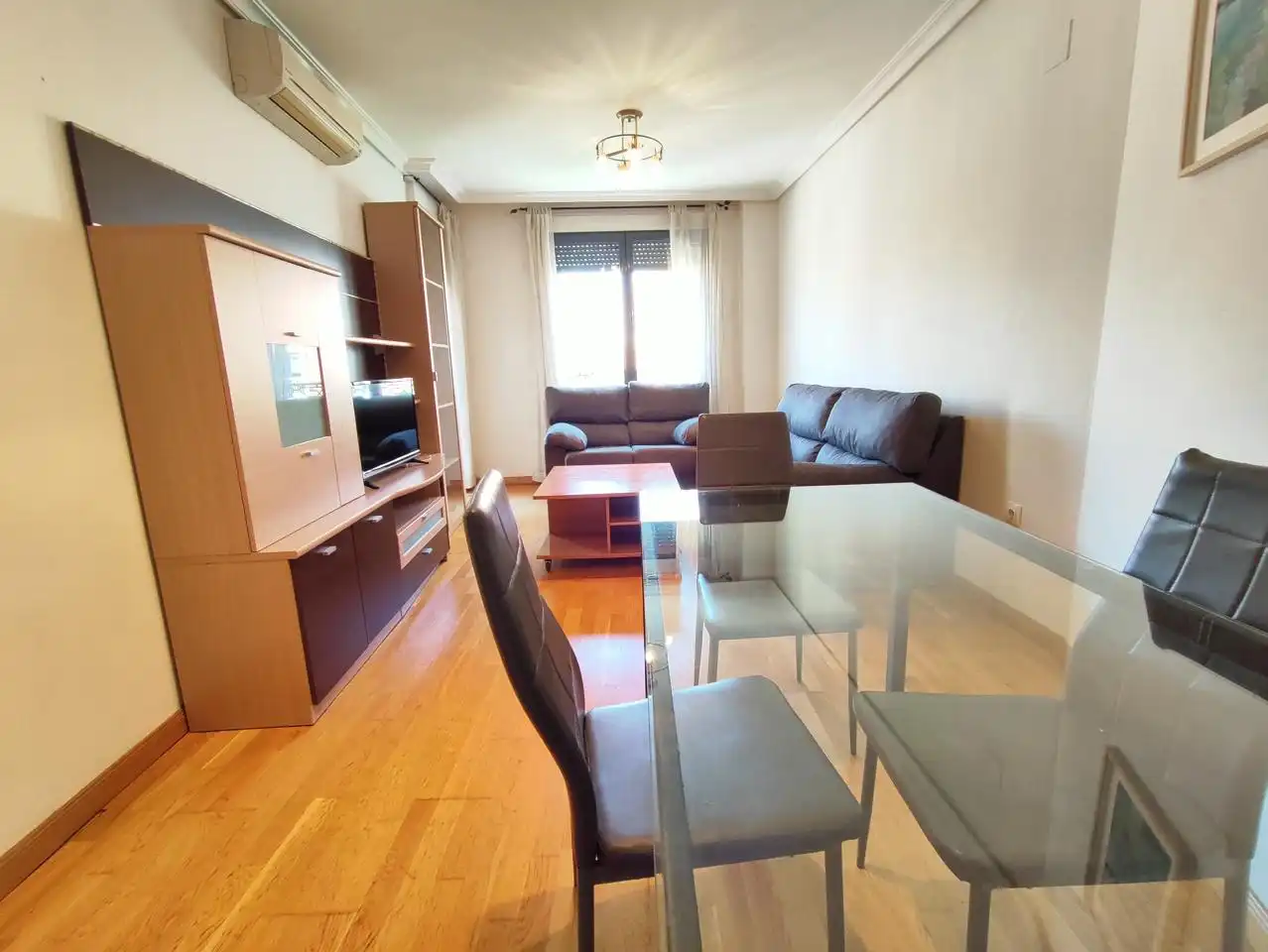 Wohnzimmer von Wohnung zur Miete in Albacete mit Klimaanlage, Heizung und Terrasse