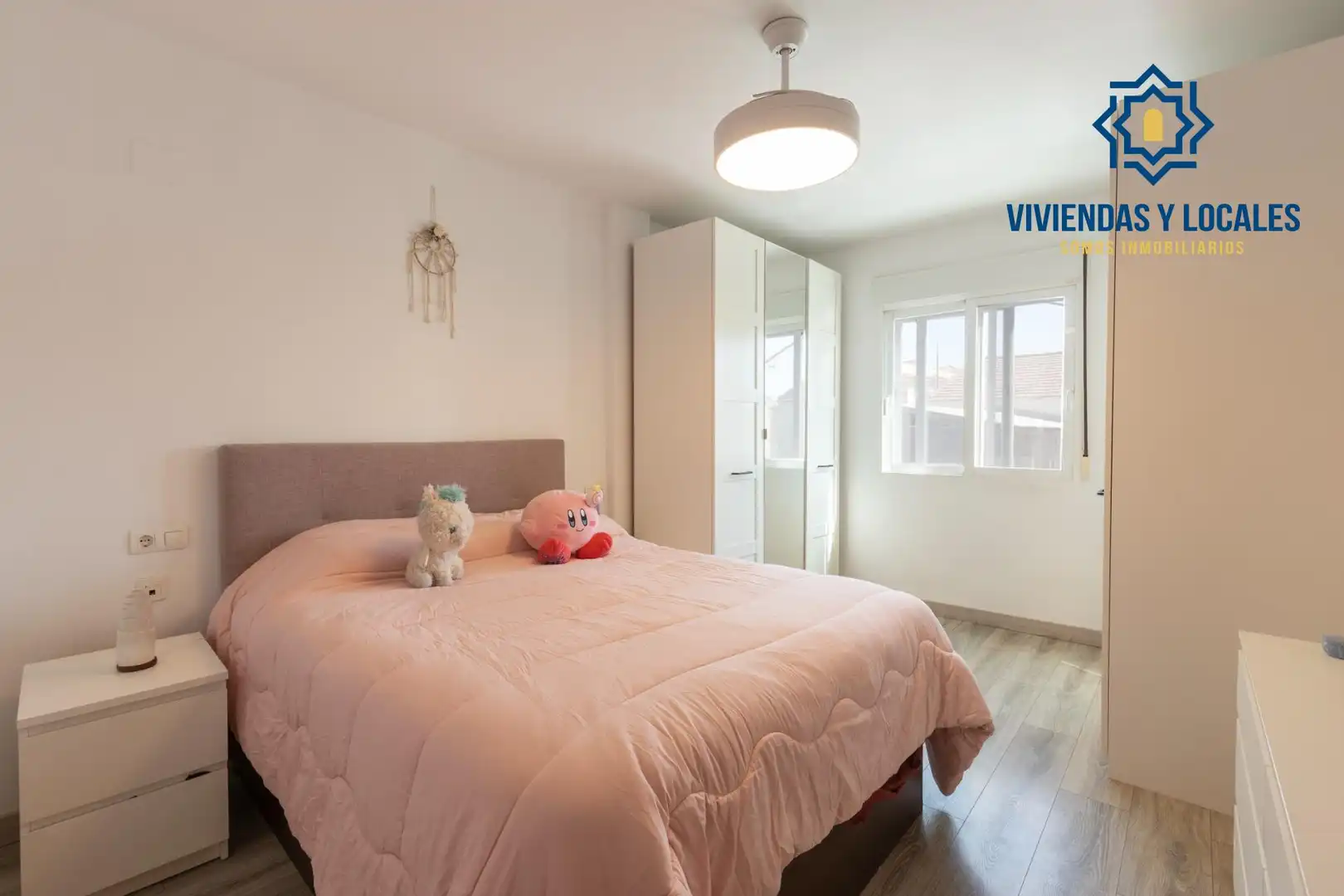 Piso con terraza en venta en Avenida de Virgen del Rosario 30, imagen 11