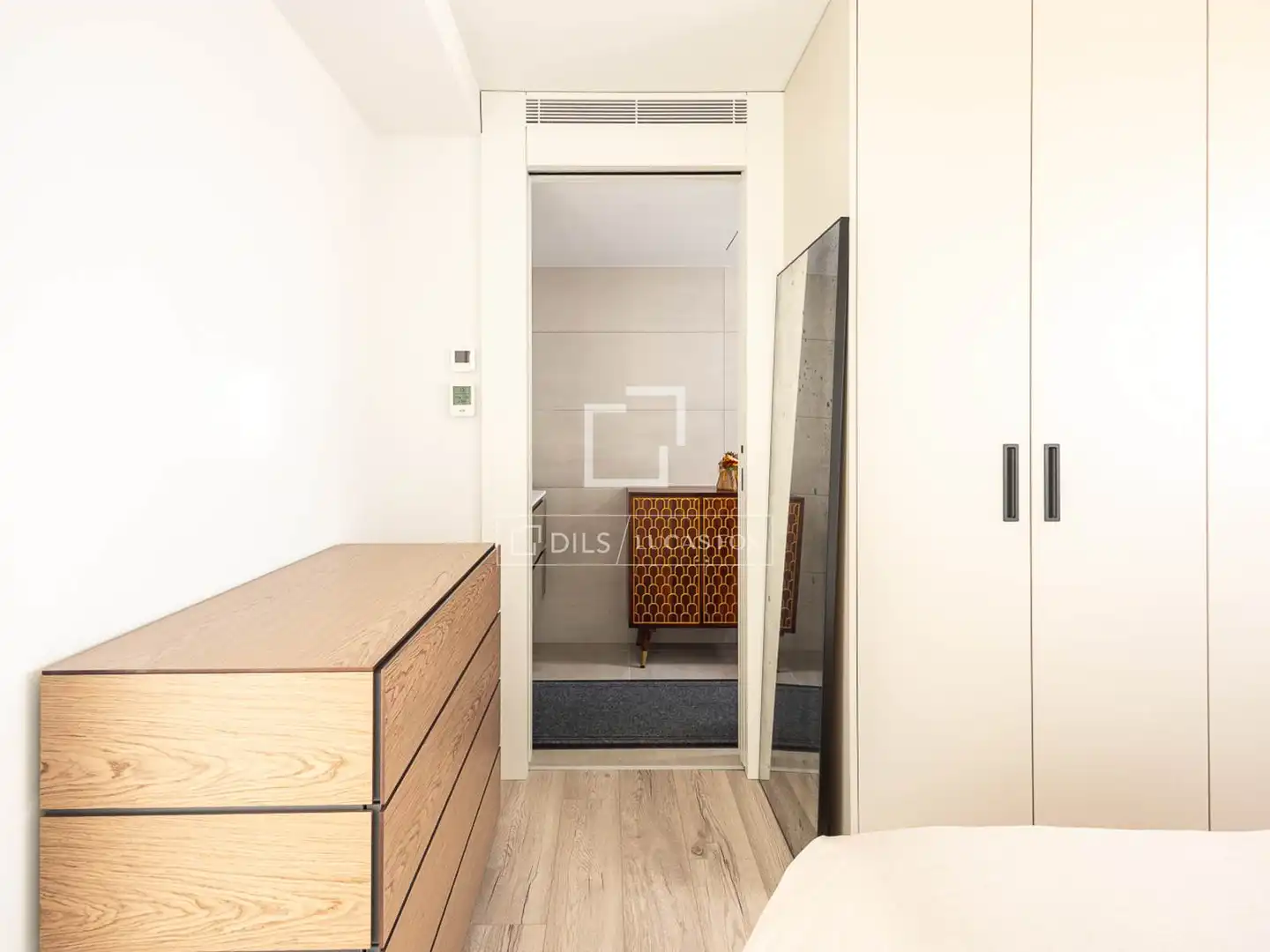 Schlafzimmer von Dachboden zum Verkauf in Barcelona mit Klimaanlage, Heizung und Terrasse