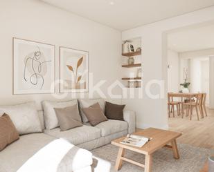 Living room of Flat for sale in  Madrid Capital  with Air Conditioner and Terrace