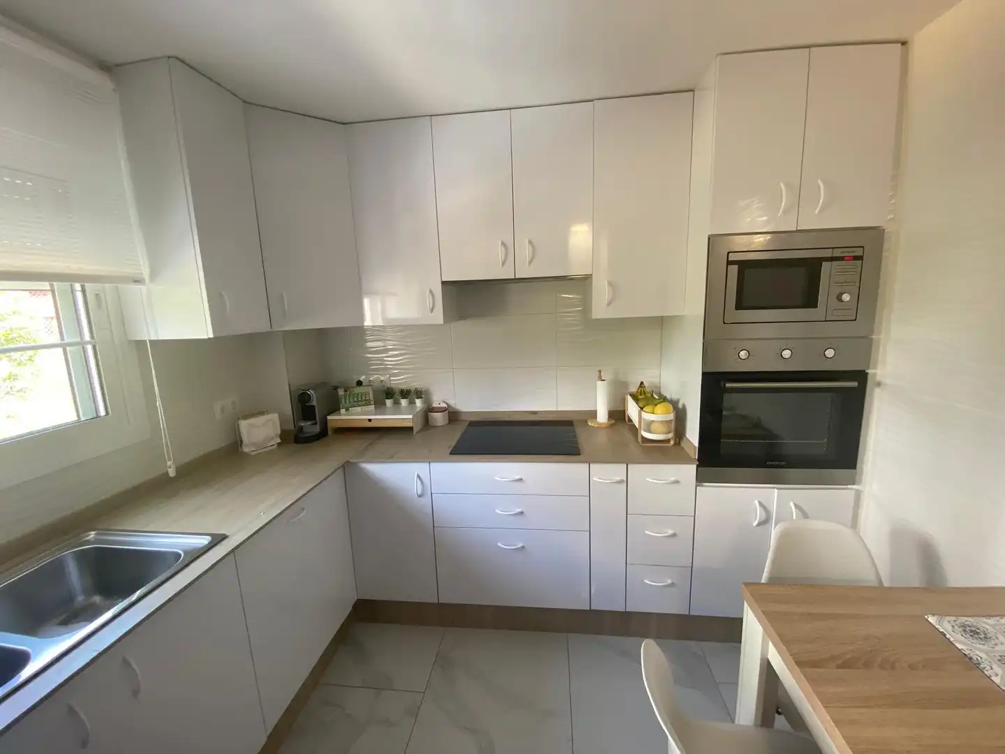 Kitchen of Flat for sale in Vélez-Málaga  with Air Conditioner and Terrace