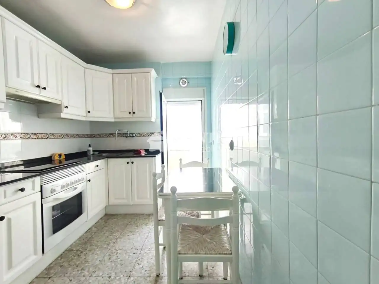Cuina de Apartament en venda en Alicante / Alacant