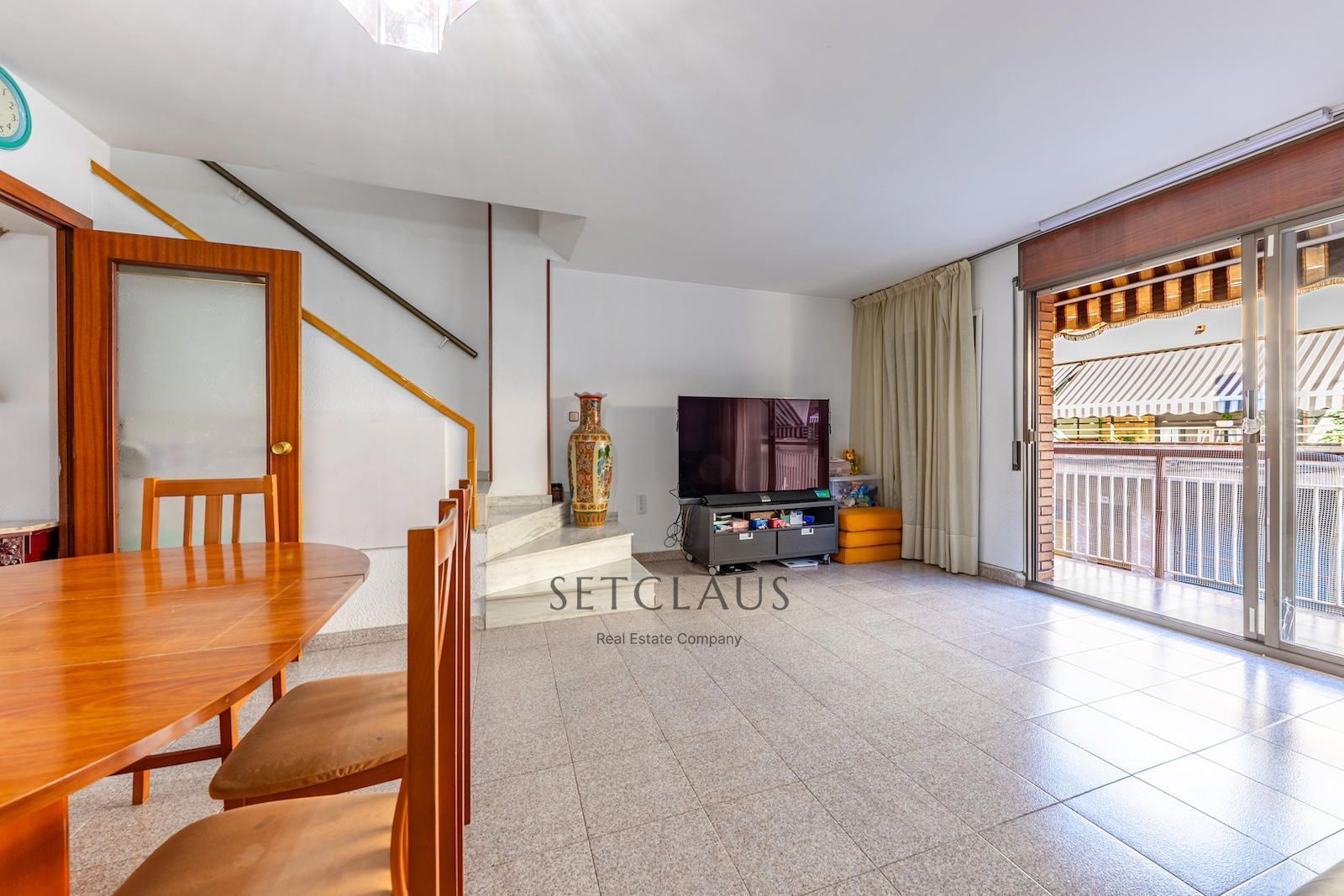Exterior view of Single-family semi-detached for sale in Sant Boi de Llobregat  with Air Conditioner, Heating and Private garden