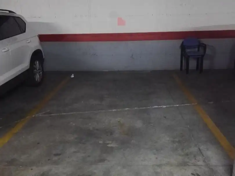 Aparcament de Garatge en venda en Málaga amb Alarma
