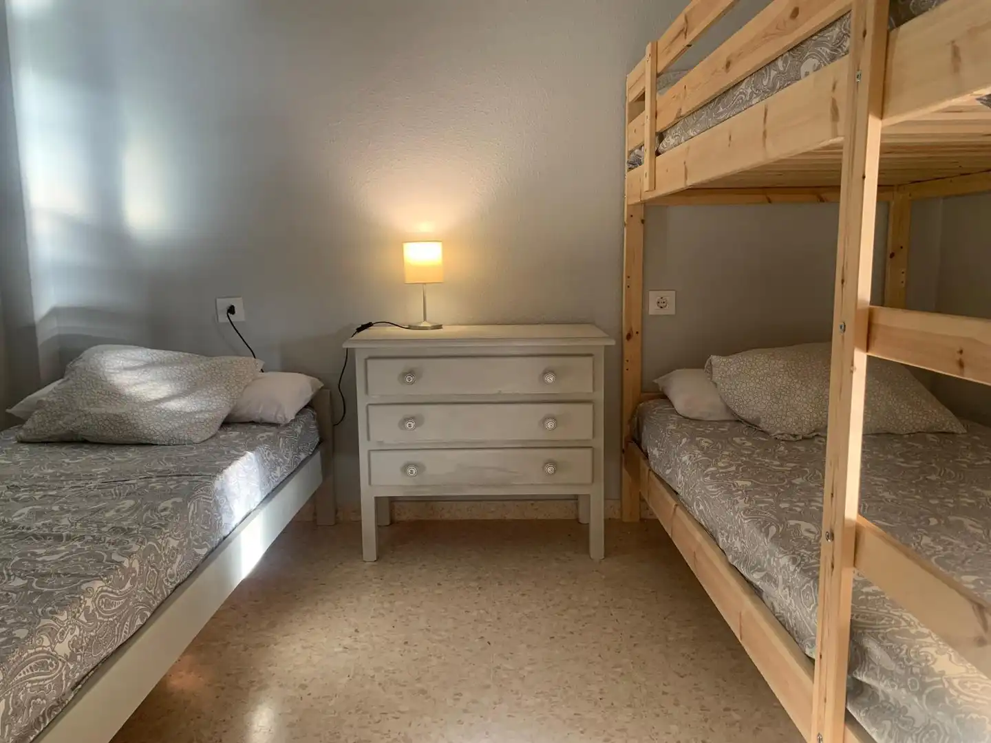 Schlafzimmer von Wohnung zur Miete in Sanlúcar de Barrameda mit Klimaanlage, Heizung und Möbliert