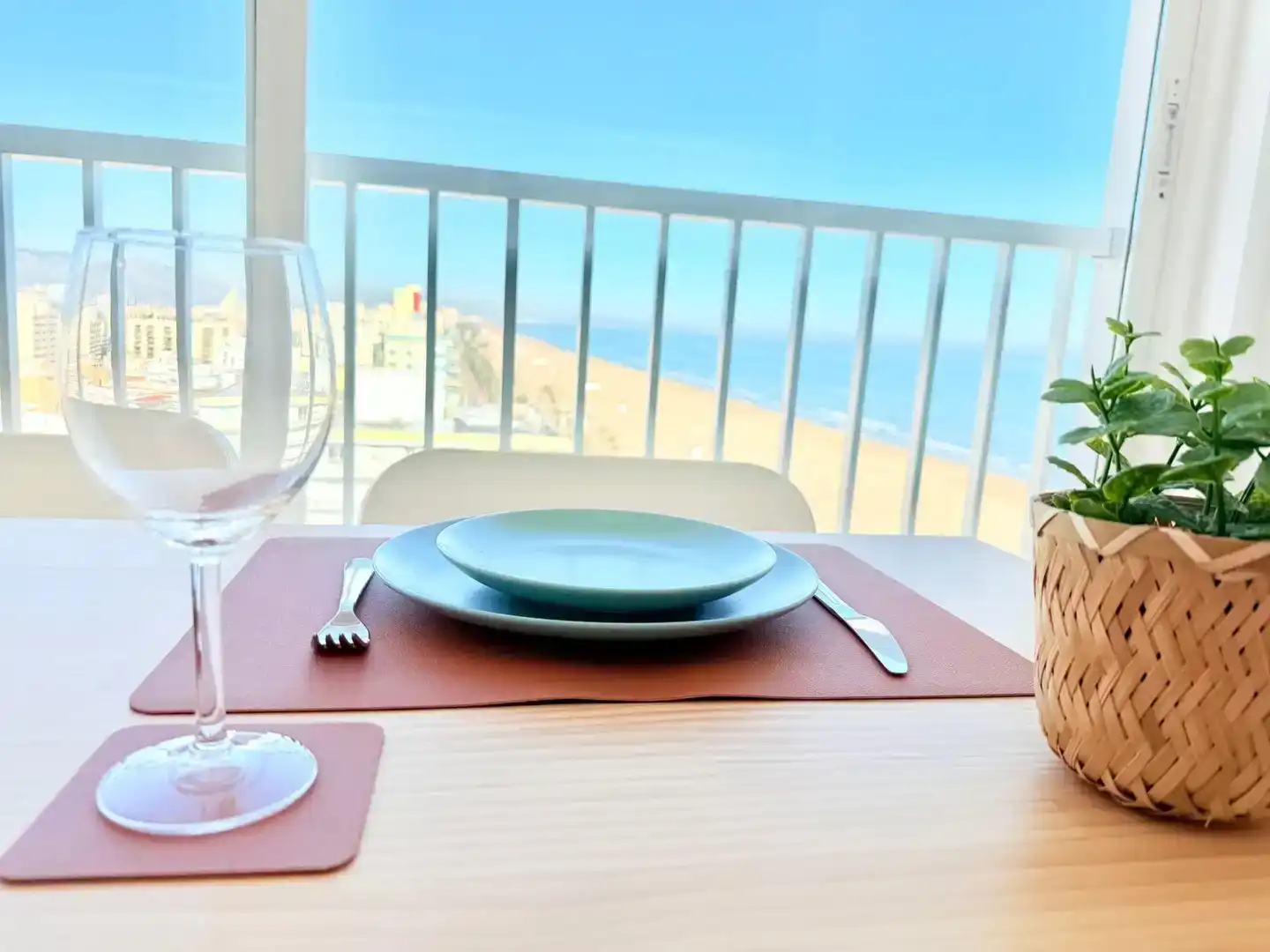 Flat for rent in Gandia  with Air Conditioner, Swimming Pool and Balcony