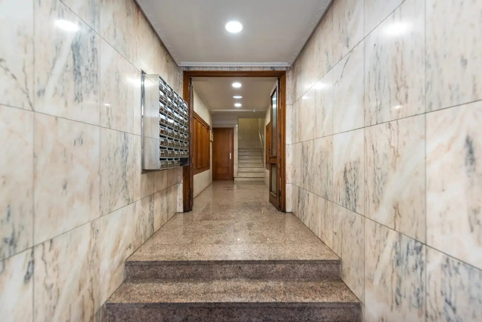 Piso de alquiler en Oviedo - CL GENERAL ELORZA, 40, Milán - Pumarín