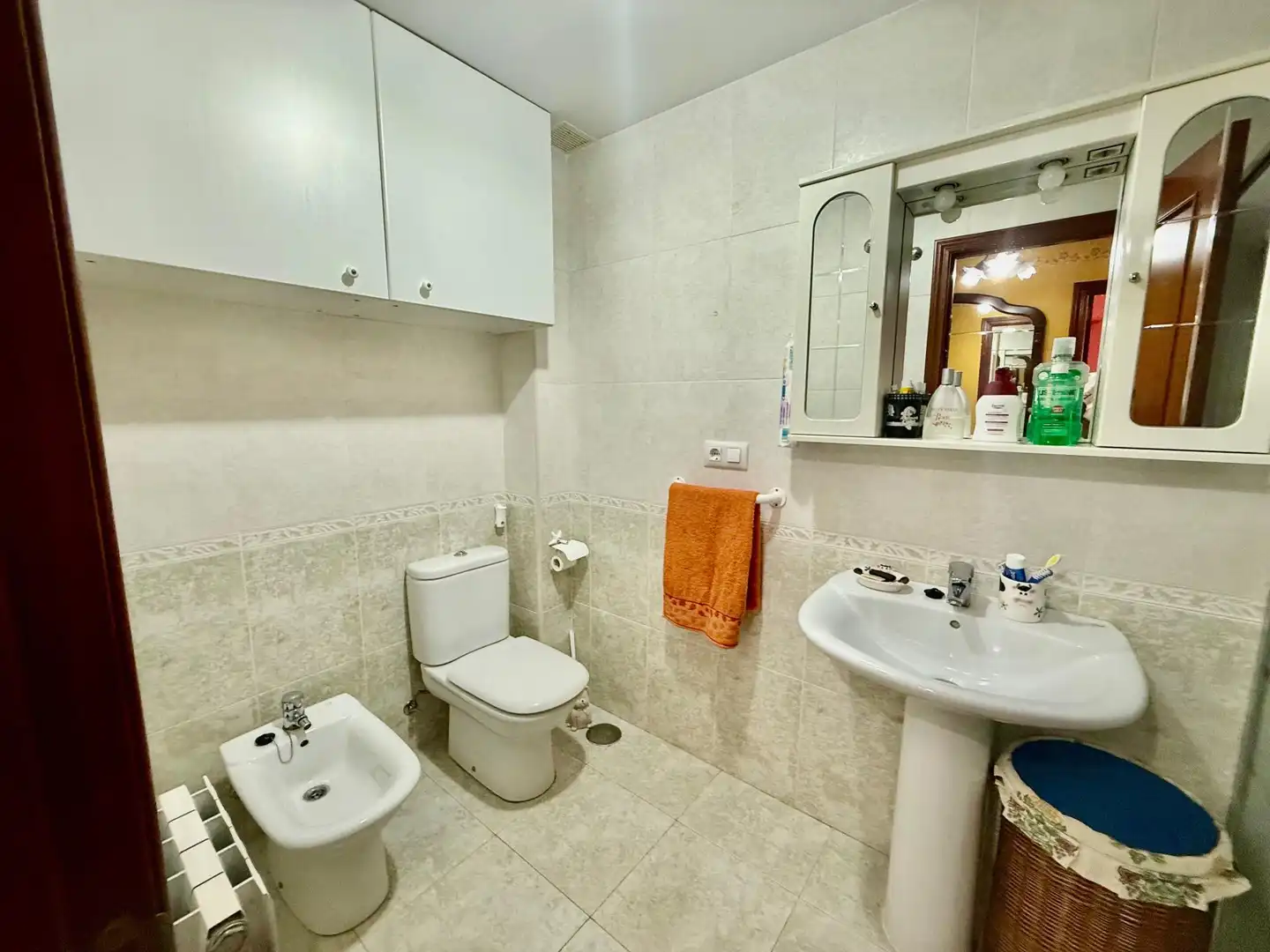 Baño de Apartamento en venta en Valencia de Don Juan con Calefacción y Terraza