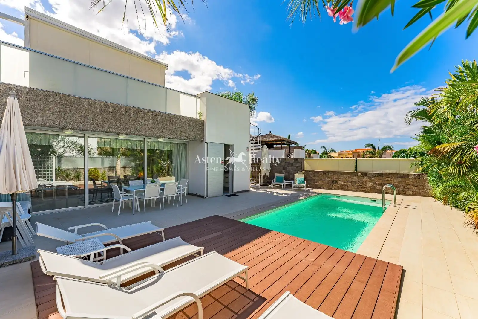 House with pool for sale in Londres, imagen 7