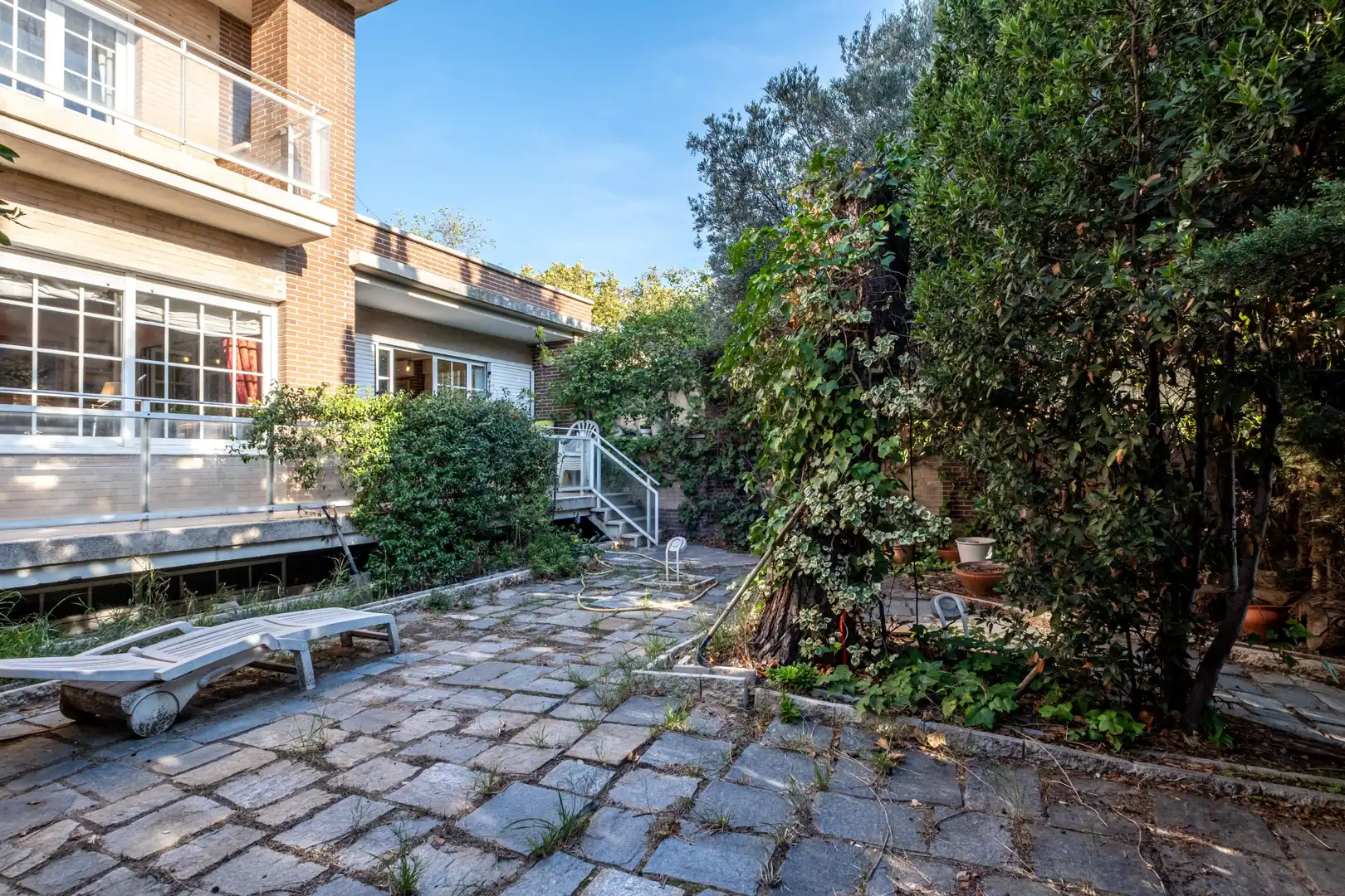 Terrace of Detached homes for sale in Zaragoza  with Air Conditioner, Heating and Community pool