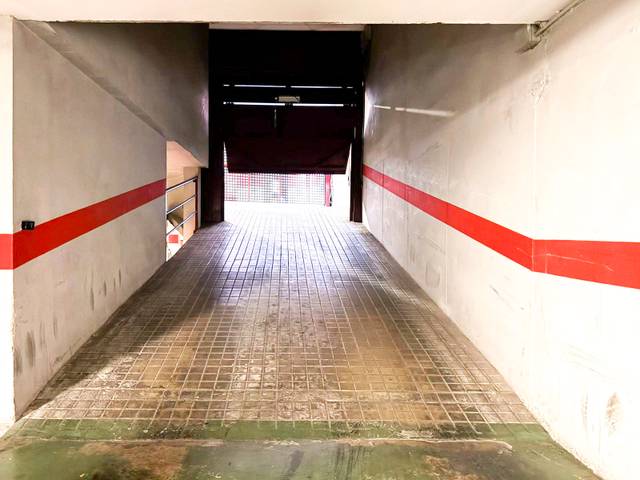 Garaje en Venta en Calle de San Agustín en La Magdalena