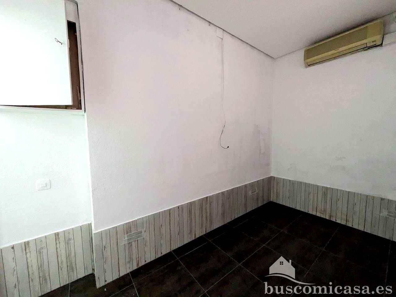 Local de alquiler en Quevedo, Centro ciudad