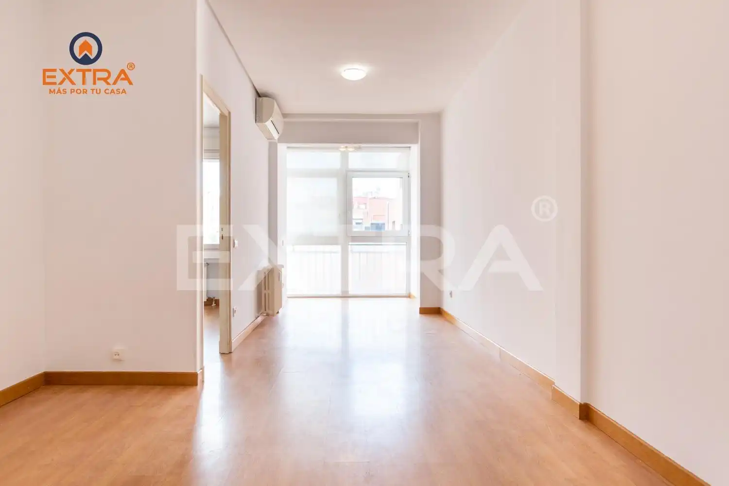 Sala d'estar de Pis de lloguer en Madrid amb Aire condicionat, Calefacció i Terrassa