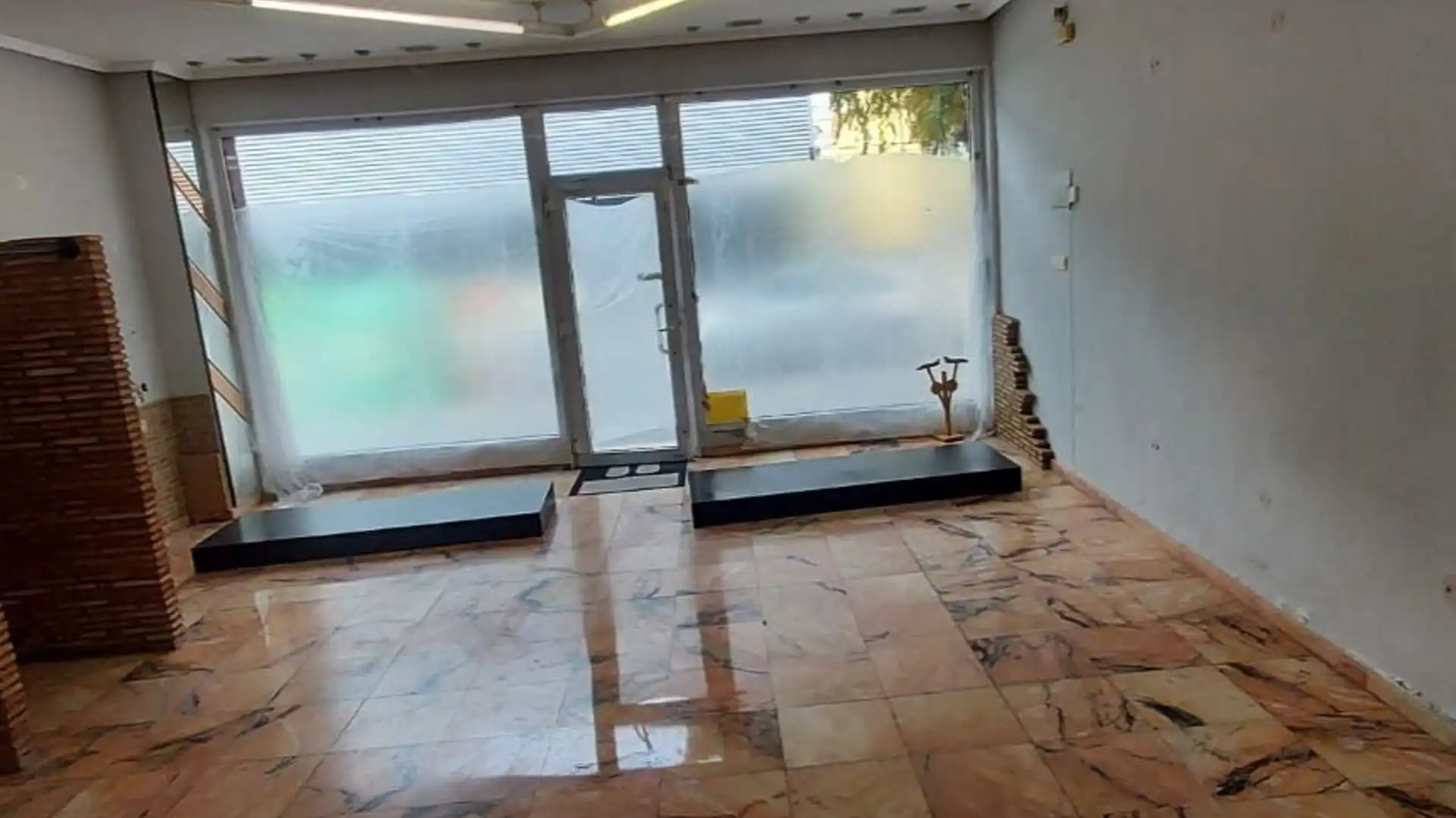 Local de alquiler en Elda con Aire acondicionado y Calefacción