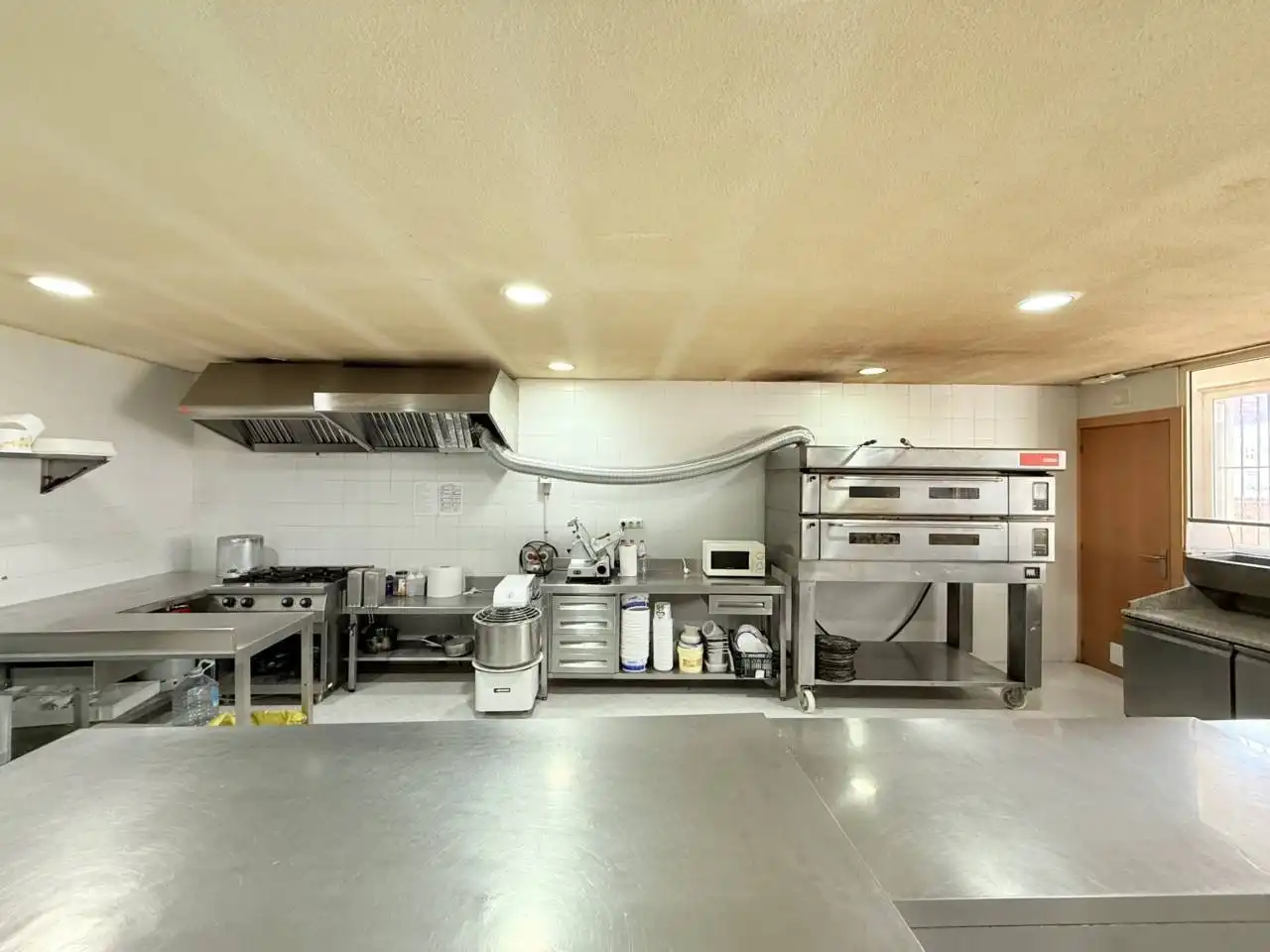 Local comercial en traspaso en Calle ARAGO 19, imagen 12