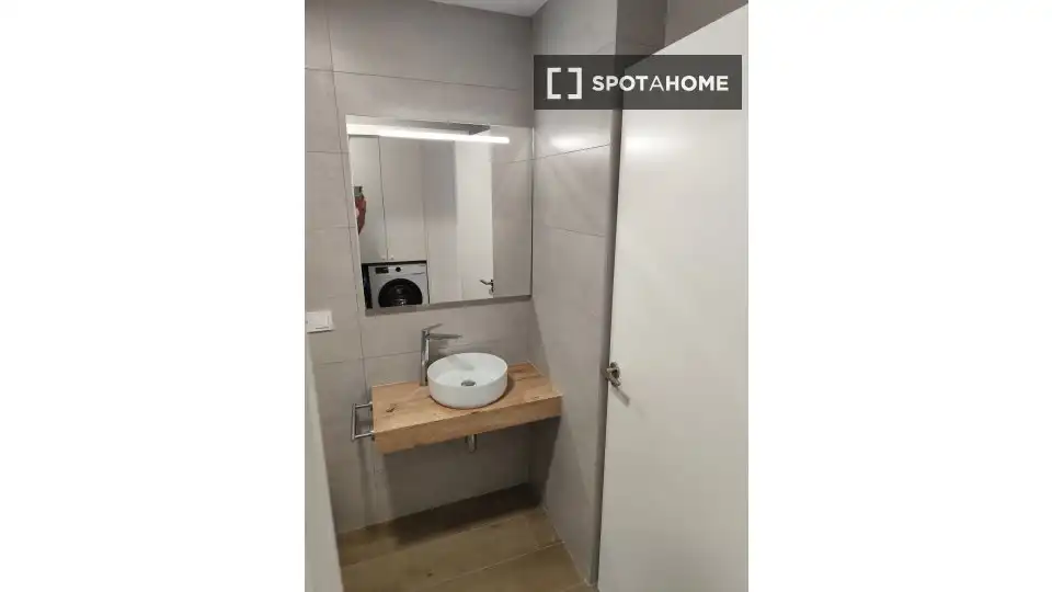 Baño de Piso de alquiler en Sagunto / Sagunt con Aire acondicionado, Calefacción y Amueblado