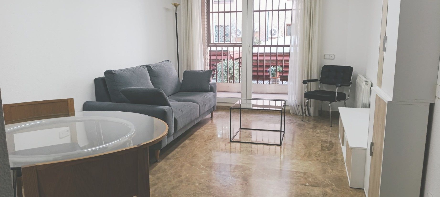 Sala de estar de Piso de alquiler en  Zaragoza Capital con Aire acondicionado, Calefacción y Terraza