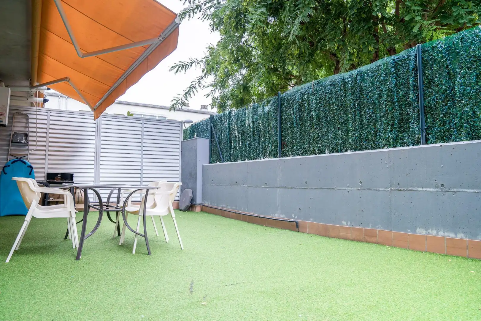 Terraza de Planta baja en venta en Montgat con Aire acondicionado, Calefacción y Jardín privado