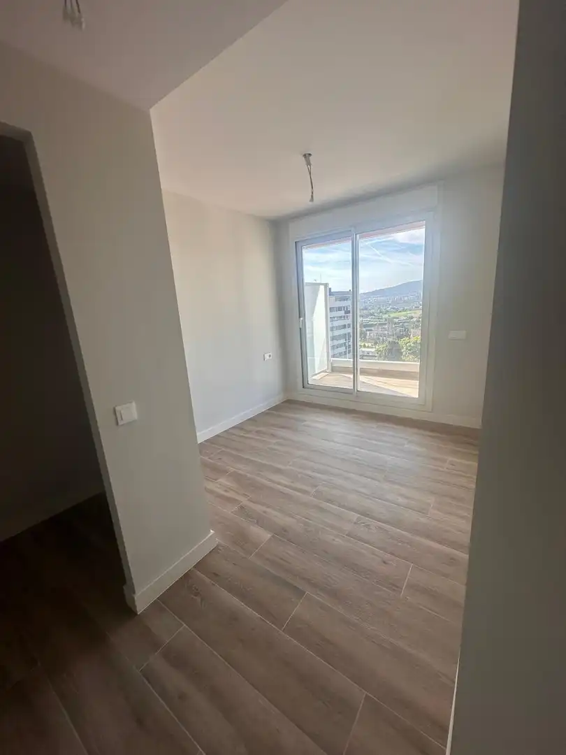 Habitación de Piso de alquiler en Fontsanta - Fatjó