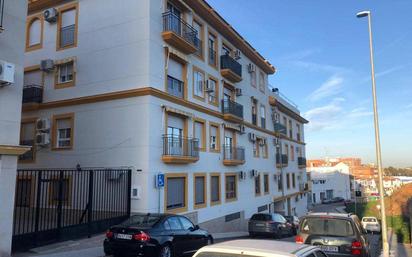 Exterior view of Flat for sale in Linares  with Community pool