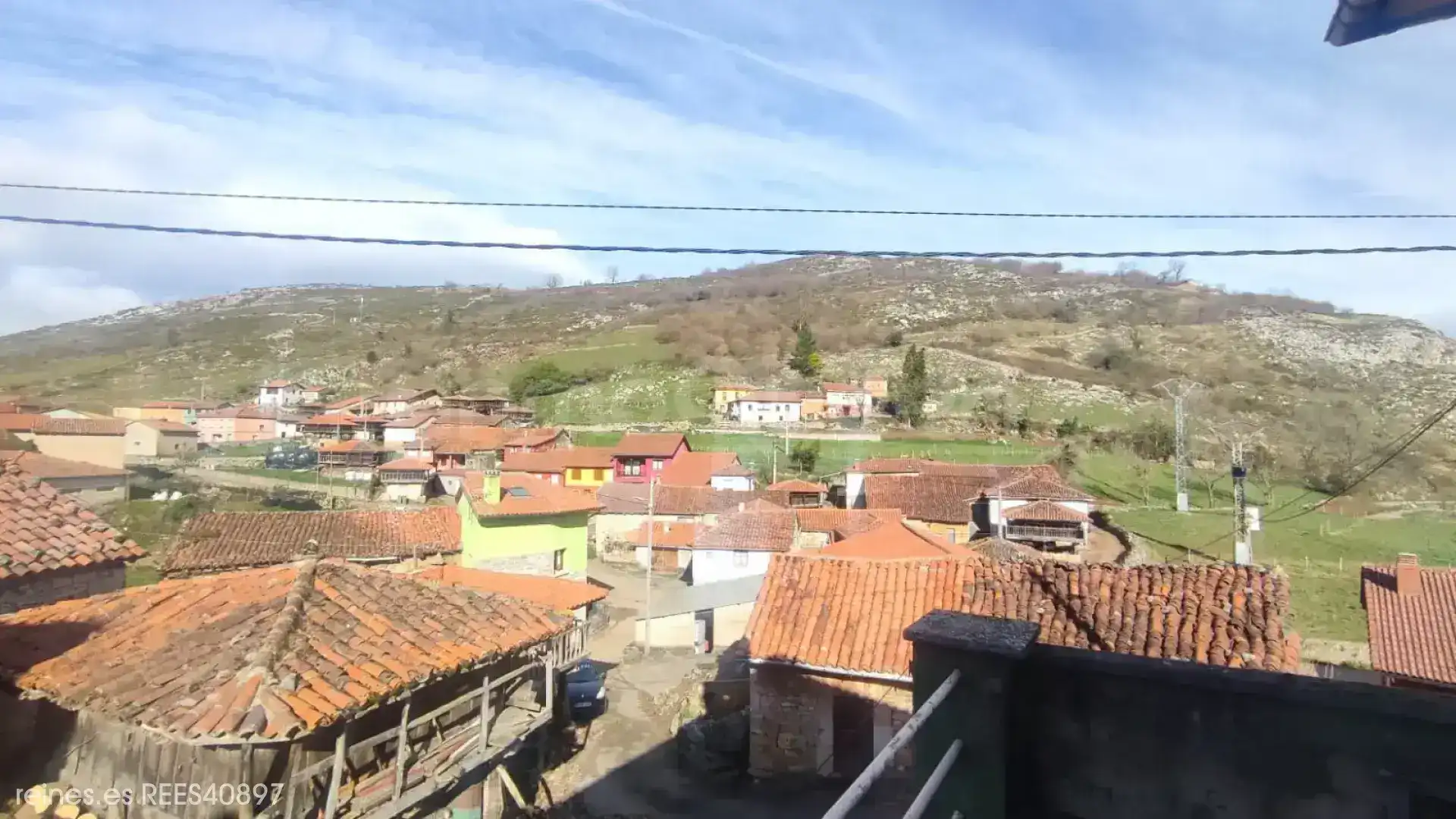 Vista exterior de Casa o xalet en venda en Yernes y Tameza amb Terrassa