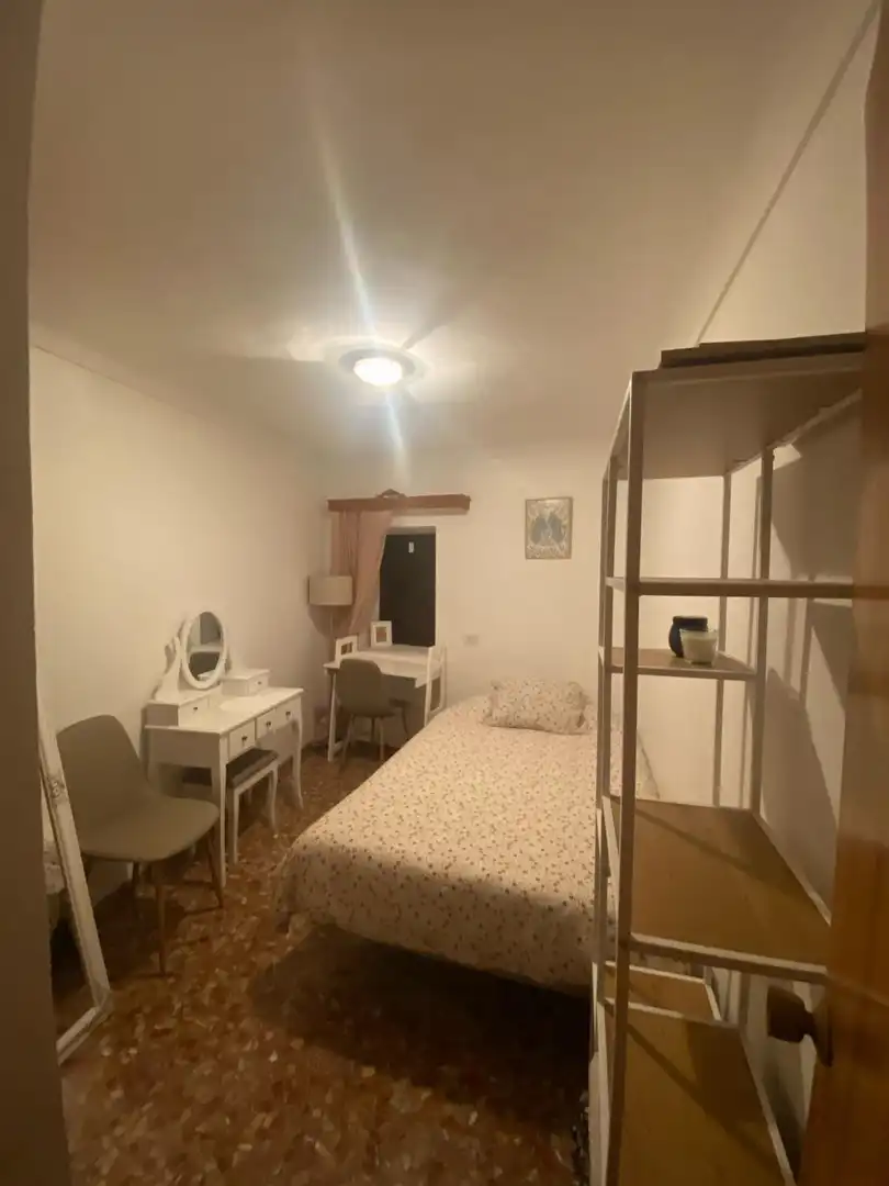 Dormitori de Casa o xalet en venda en Íllora