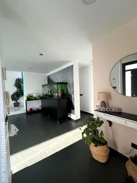 Casa o xalet en venda en Linares amb Jardí privat, Terrassa i Piscina
