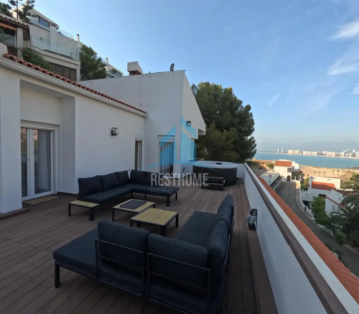 Terrace of Houses for sale in Cullera  with Air Conditioner, Terrace and Jacuzzi
