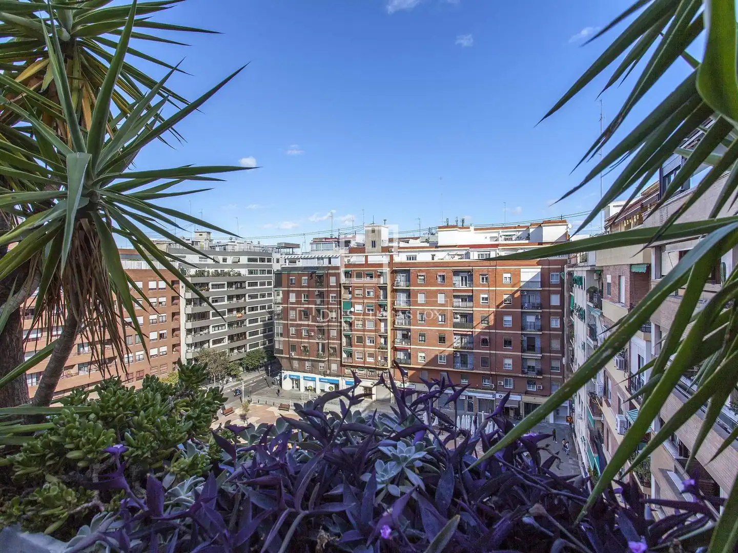 Vista exterior de Àtic de lloguer en Valencia amb Aire condicionat, Calefacció i Parquet