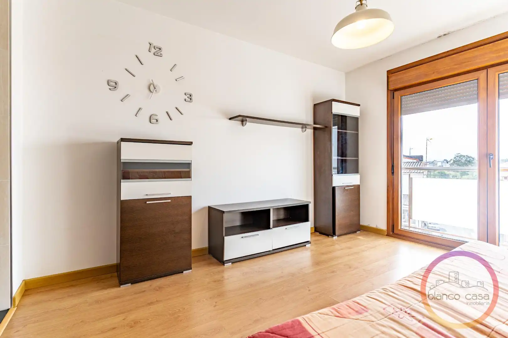 Sala de estar de Piso en venta en Carballo con Calefacción, Amueblado y Balcón
