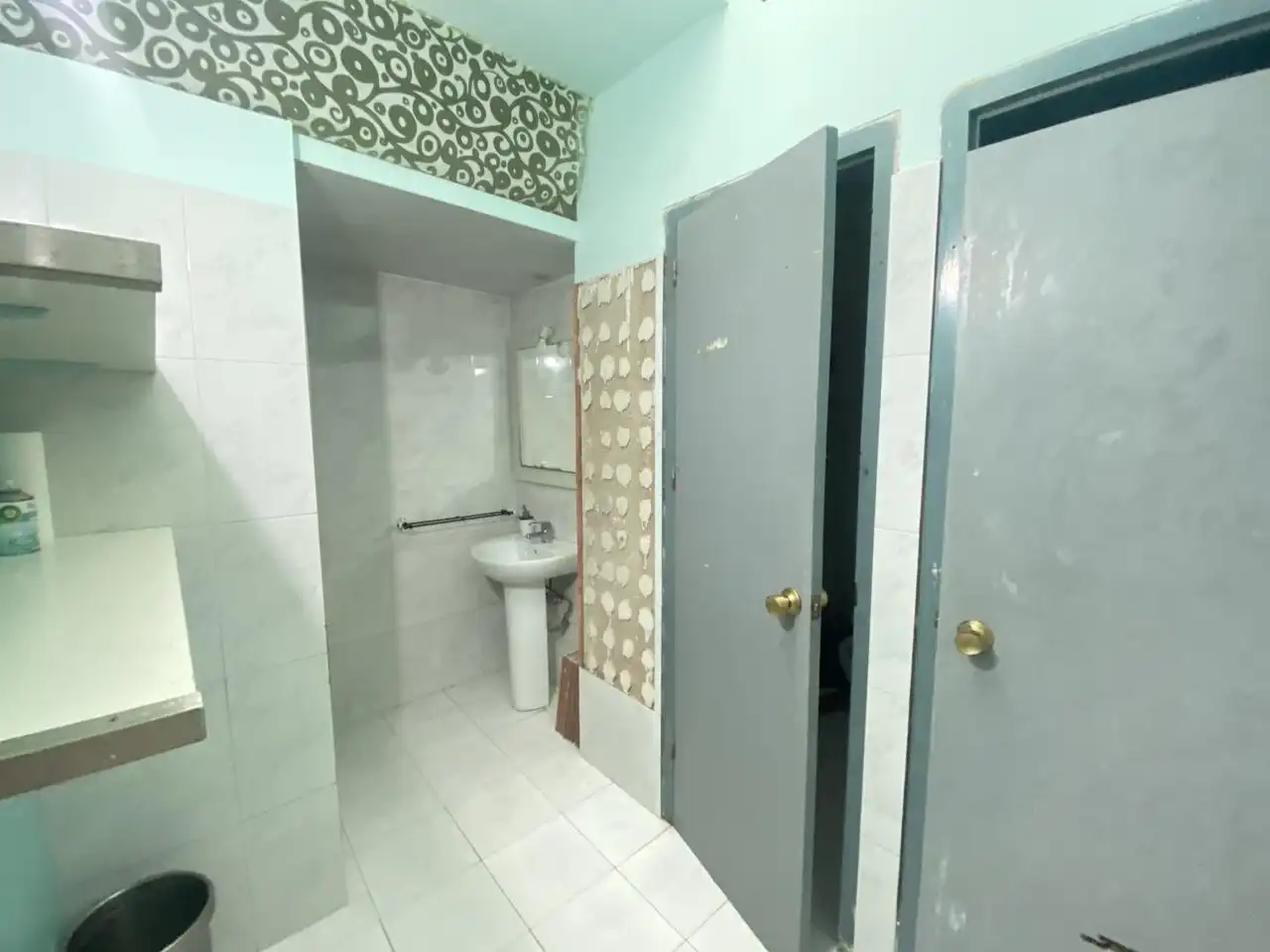 Commercial properties for sale in Badalona, Barcelona