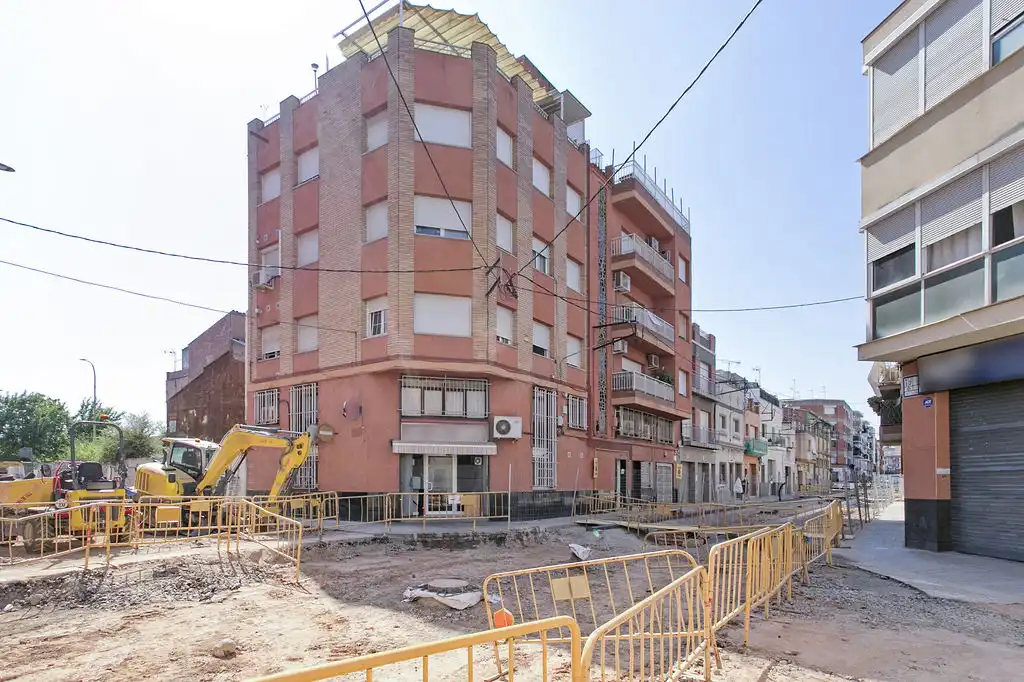 Vista exterior de Terreno en venta en Barberà del Vallès