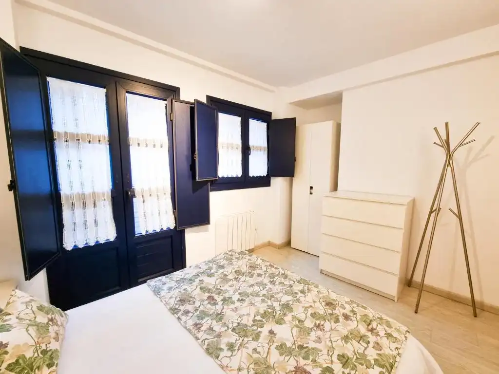 Habitación de Piso en venta en Cudillero con Calefacción, Parquet y Amueblado