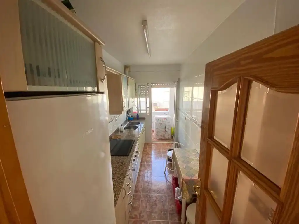 Cuina de Dúplex en venda en Los Alcázares amb Aire condicionat, Terrassa i Traster